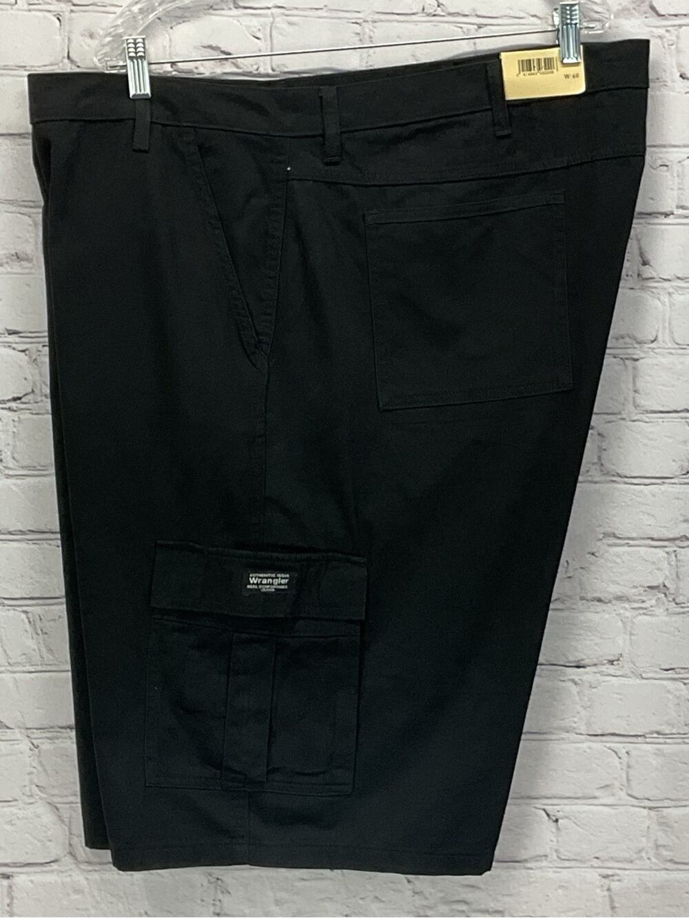 Wrangler Cargo Shorts Men's Size 48 Black Casual Outdoor Minimalist Festival NWT